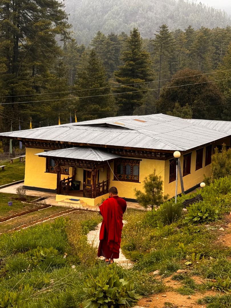 Guest House At Rinchenling Shreda